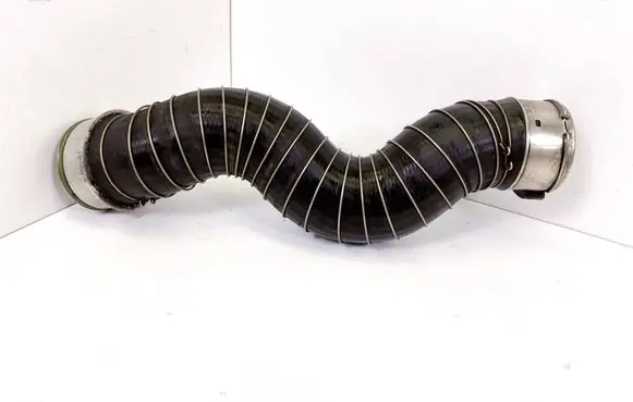 Intercooler hose/pipe