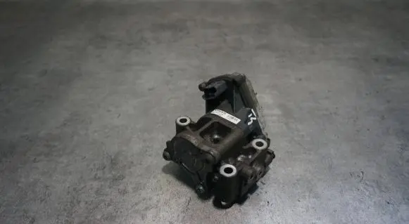 Volvo S60 Oil pump 31325357AA