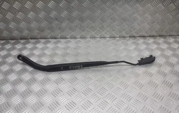 Renault Scenic II - Grand scenic II Front wiper blade arm