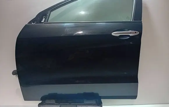 Honda HR-V Front door