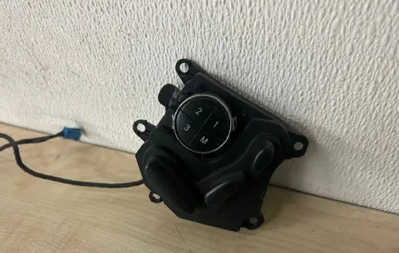 Mercedes-Benz E W211 Wiper switch 2118207710