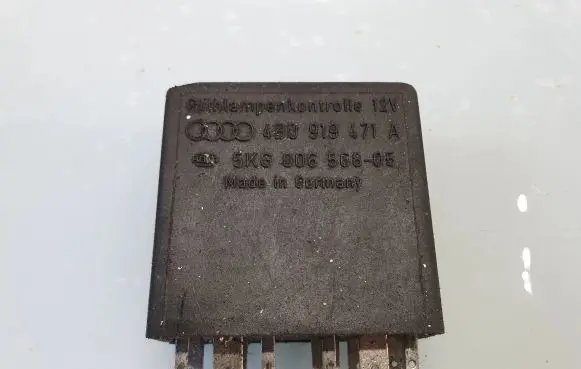 Audi A6 S6 C5 4B Other relay 4B0919471A 5KG00656805