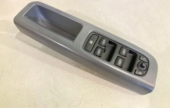 Volvo V50 Electric window control switch 30795081