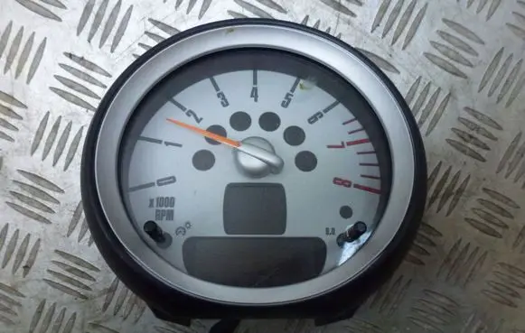 Mini One - Cooper Coupe R56 Tachometer 9201390
