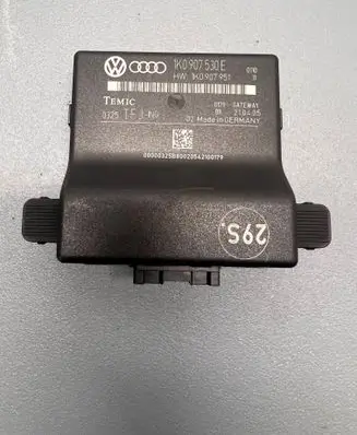 Volkswagen Touran I Gateway control module 1K0907530E