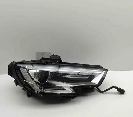 Audi A3 S3 8V Headlight/headlamp 8V0941006H
