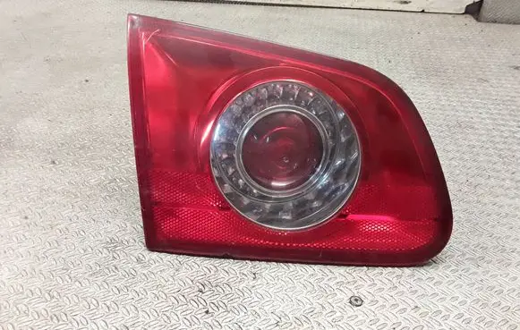 Volkswagen PASSAT B6 Tailgate rear/tail lights 3C9945093