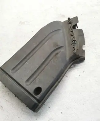 Audi A4 S4 B6 8E 8H Air intake duct part 8E0129618E