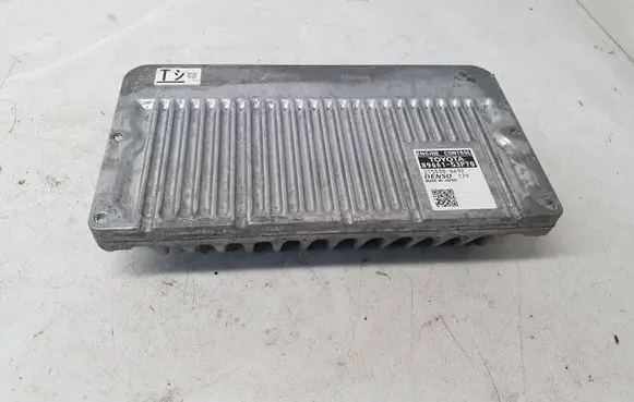 Lexus IS 220D-250-350 Engine control unit/module 8966153P70 2755006692