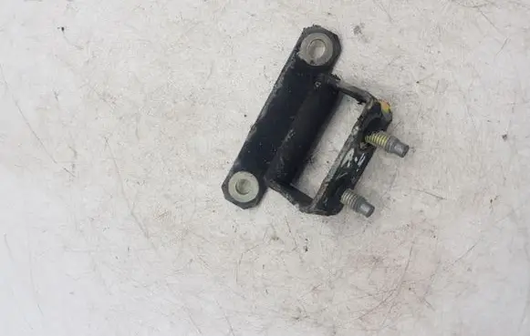Nissan X-Trail T30 Tailgate/trunk/boot hinge NOCODE