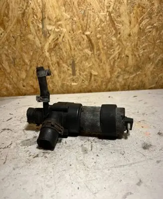 Mercedes-Benz C W203 Water pump A2038350164 0392020077