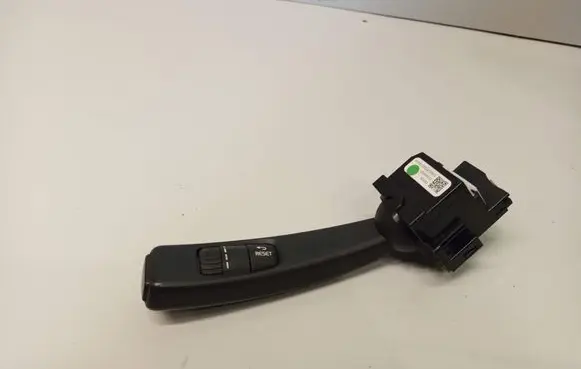 Volvo S60 Indicator stalk 31394001