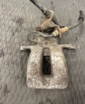 Skoda Octavia Mk2 (1Z) Rear brake caliper