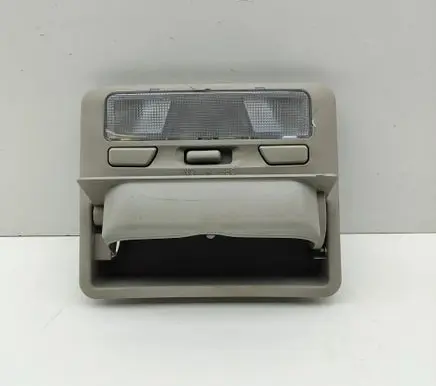 Mitsubishi L200 Front seat light 8401A041ZZ 8401A206ZZ