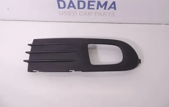 Volvo V50 Front bumper lower grill 30655885 D181