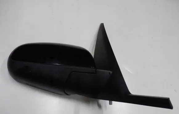 Mitsubishi Colt Front door electric wing mirror MXBNVHOE