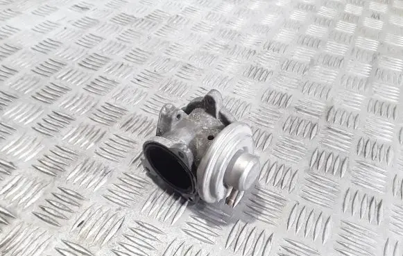 Skoda Fabia Mk1 (6Y) EGR valve 045129637A
