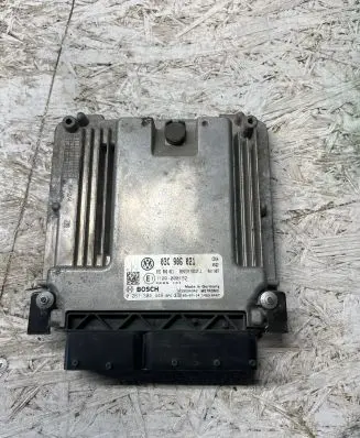 Volkswagen PASSAT B6 Engine control unit/module 03C906021 0261S04448 036906021