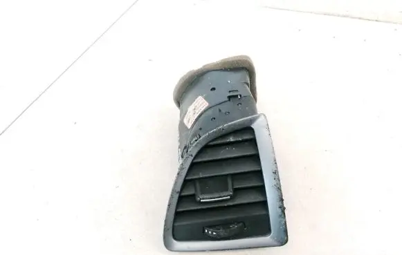 Opel Astra J Dash center air vent grill 13417595 13417618