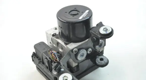 Land Rover Freelander 2 - LR2 ABS Pump AG9N2C405CA