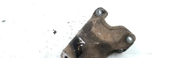 Audi A4 S4 B5 8D Gearbox mounting bracket 8D0399113L