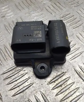 Infiniti Q70 Y51 Glow plug pre-heat relay A6519005602 14246048521