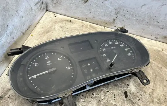 Renault Master II Speedometer (instrument cluster) 8200408677