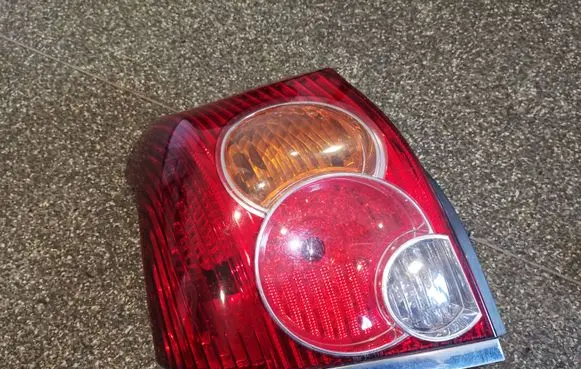 Toyota Avensis T250 Rear/tail lights