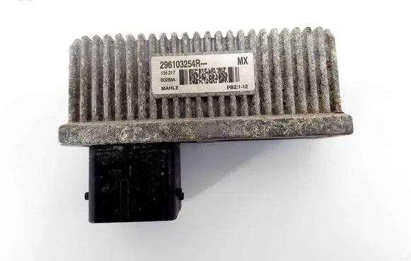 Renault Zoe Glow plug pre-heat relay 296103254R