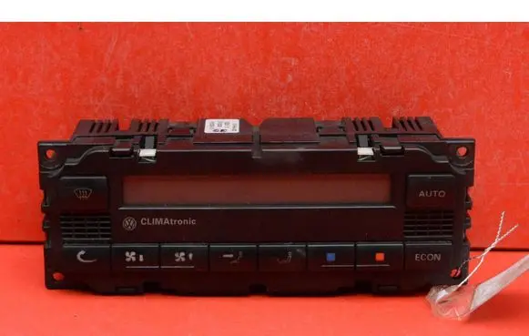 Volkswagen PASSAT B5.5 Climate control unit 3B1907044H