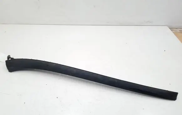 Seat Altea Windshield trim 5P0854542H