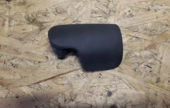 Audi A1 Engine bonnet (hood) release handle 82B823533