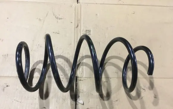 Mercedes-Benz E W212 Front coil spring