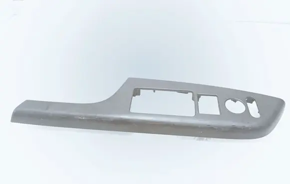 Honda CR-V Front door window switch trim 