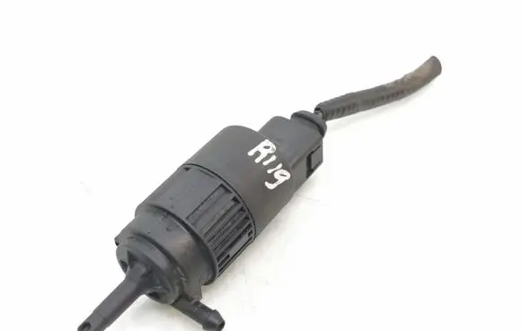 Nissan Qashqai Windscreen/windshield washer pump