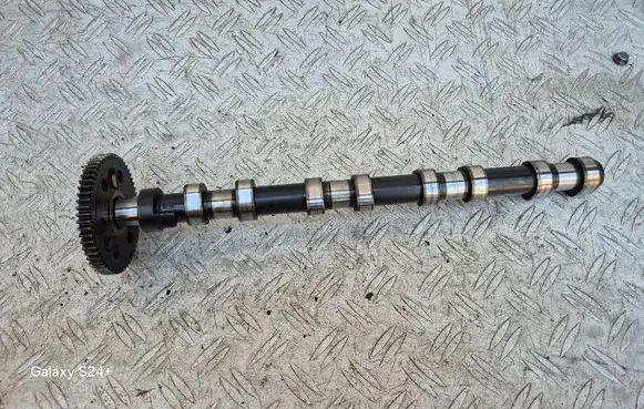 BMW X3 E83 Camshaft 7790595