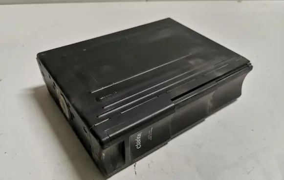 Peugeot 607 CD/DVD changer 9636561780