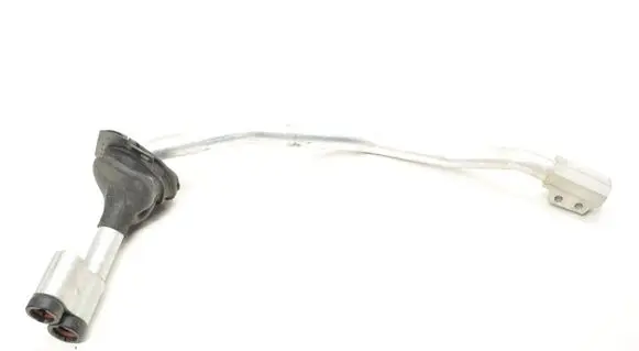 Porsche Macan (95B) Air conditioning (A/C) pipe/hose 8R2260712E