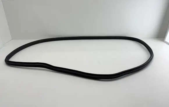 BMW 2 G42 Rubber seal front coupe door 7482813