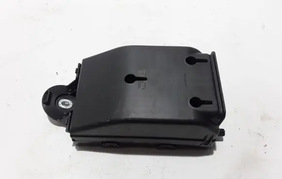 Volvo XC90 Fuse module 32142591