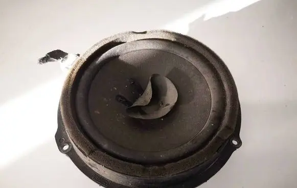 Ford Focus Front door speaker aa6t18808ca aa6t-18808-ca