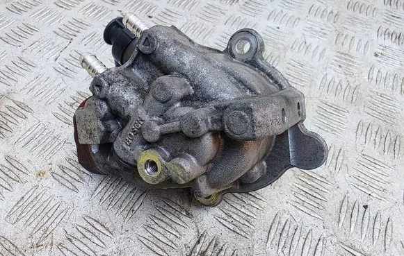 Mini Cooper Countryman R60 Fuel injection high pressure pump 7823452 0445010519