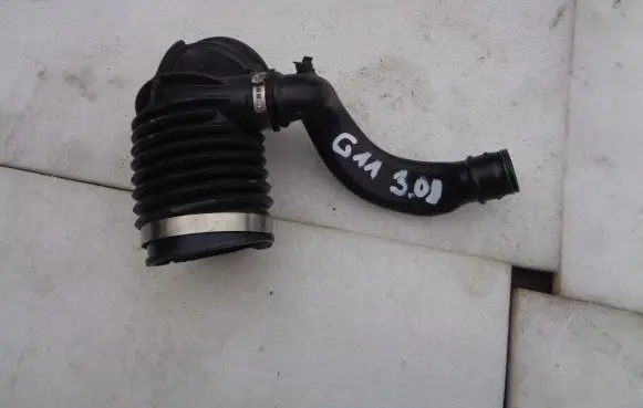 BMW 7 G11 G12 Air intake hose/pipe