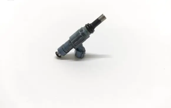 Volkswagen Phaeton Fuel injector 0280157012 022906031J