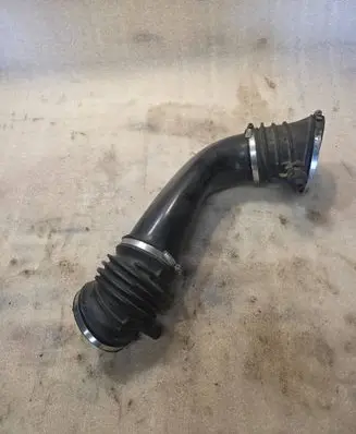 Audi A8 S8 D2 4D Air intake duct part 077129627D