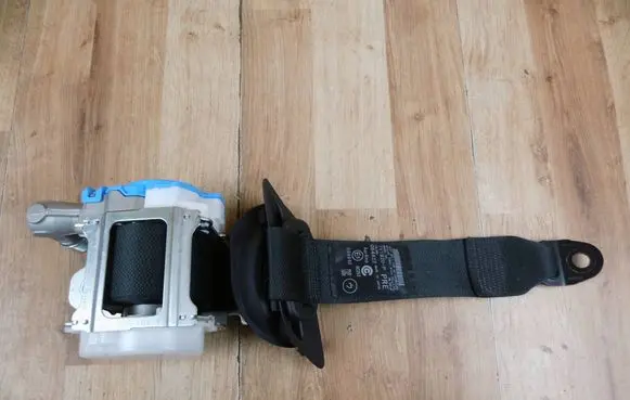 Lexus UX Rear seatbelt 7Y1920P