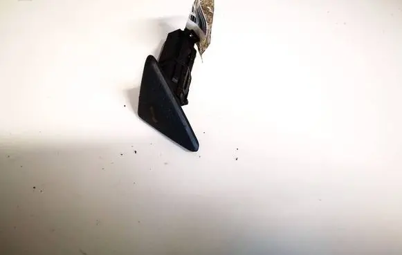 Ford Focus Tailgate opening switch 98ag13b514ae