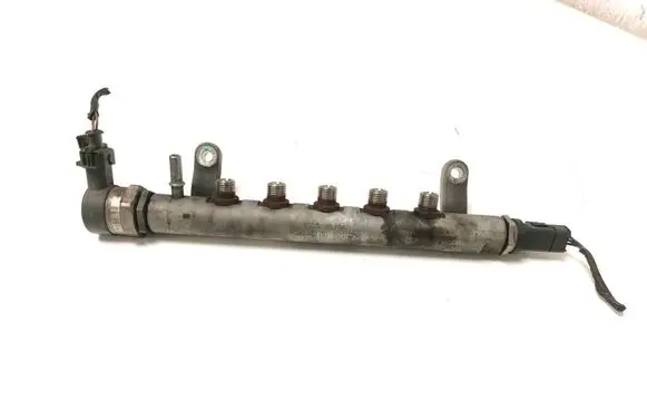 Land Rover Evoque I Fuel main line pipe 9670890580