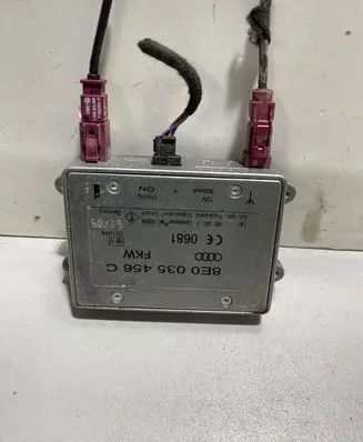 Audi A6 S6 C6 4F Antenna control unit 8E0035456C 021498 09104112