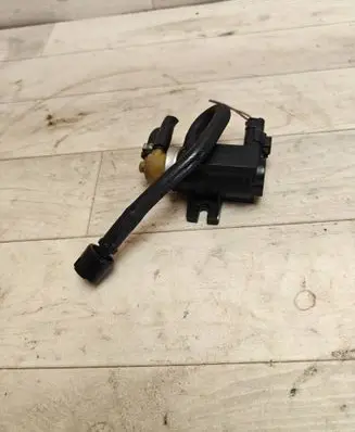 Citroen C5 Turbo solenoid valve 70163300 9661960380